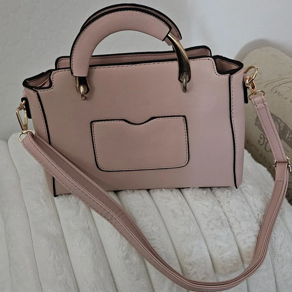 Danbaoly Pink handbag w/handles and crossbody strap NWOT